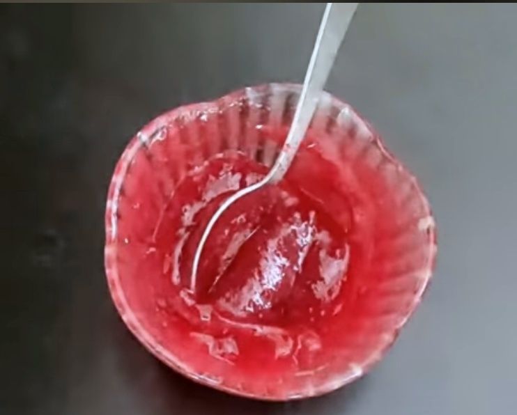 Step 1.1: Beat the jam well and spread an even layer over the cake