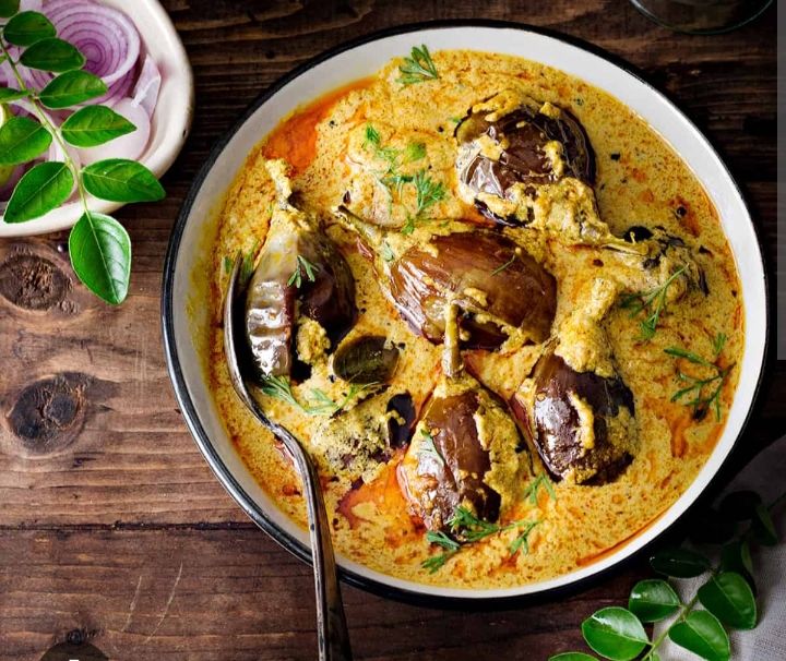 Baghare/Bagara Baingan (Hyderabadi Eggplant Curry) recipe