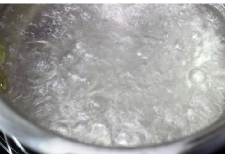 Step 2.1: Boil for 5 minutes or until the sugar syrup turns sticky