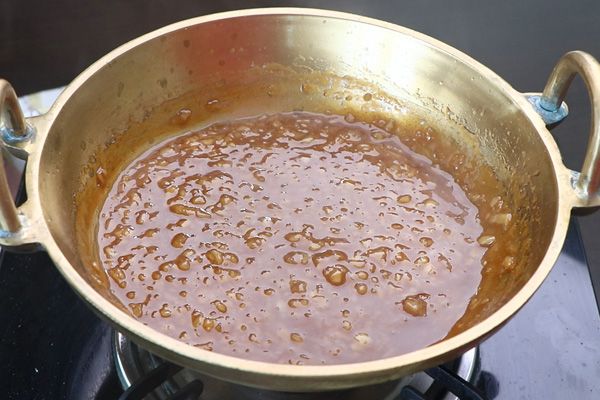 Step 2.3: Add thin coconut milk and let it boil for about 7-10 minutes until thick