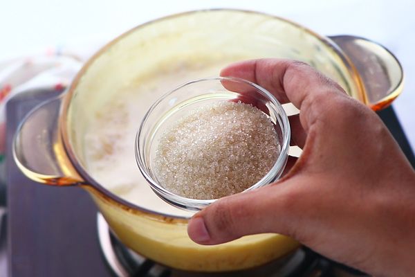 Step 1.1: Add sugar and give a quick mix