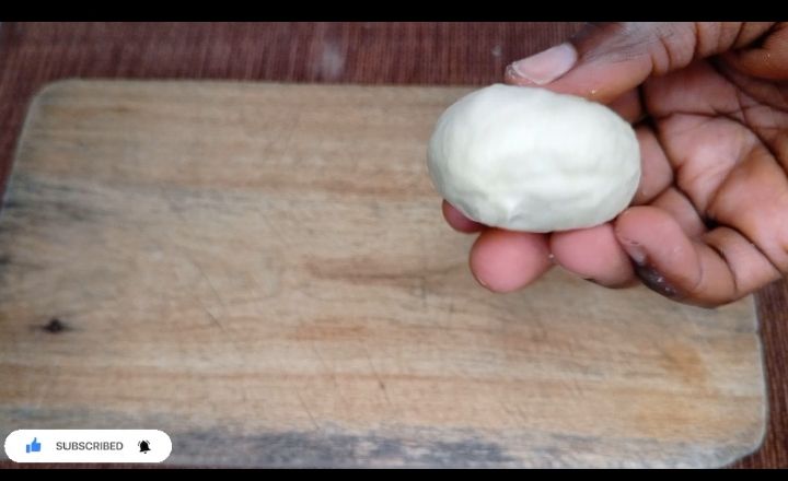Step 1.2: Once done, make a circle shape with the dough into 10 equal parts