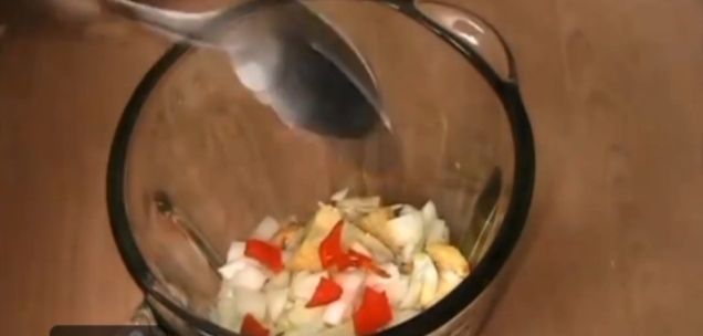 Step 3.3: Add the prepared onion, pepper, stock cube, crayfish, and finally the plantain flour mixture or the already blended unripe plantain