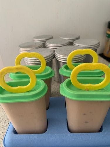 Step 2.1: Pour the mixture into kulfi moulds or popsicle moulds and freeze until solid