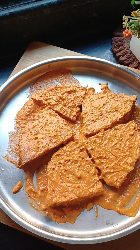 Step 1.2: Marinate the soaked jackfruit pieces with the prepared spice paste