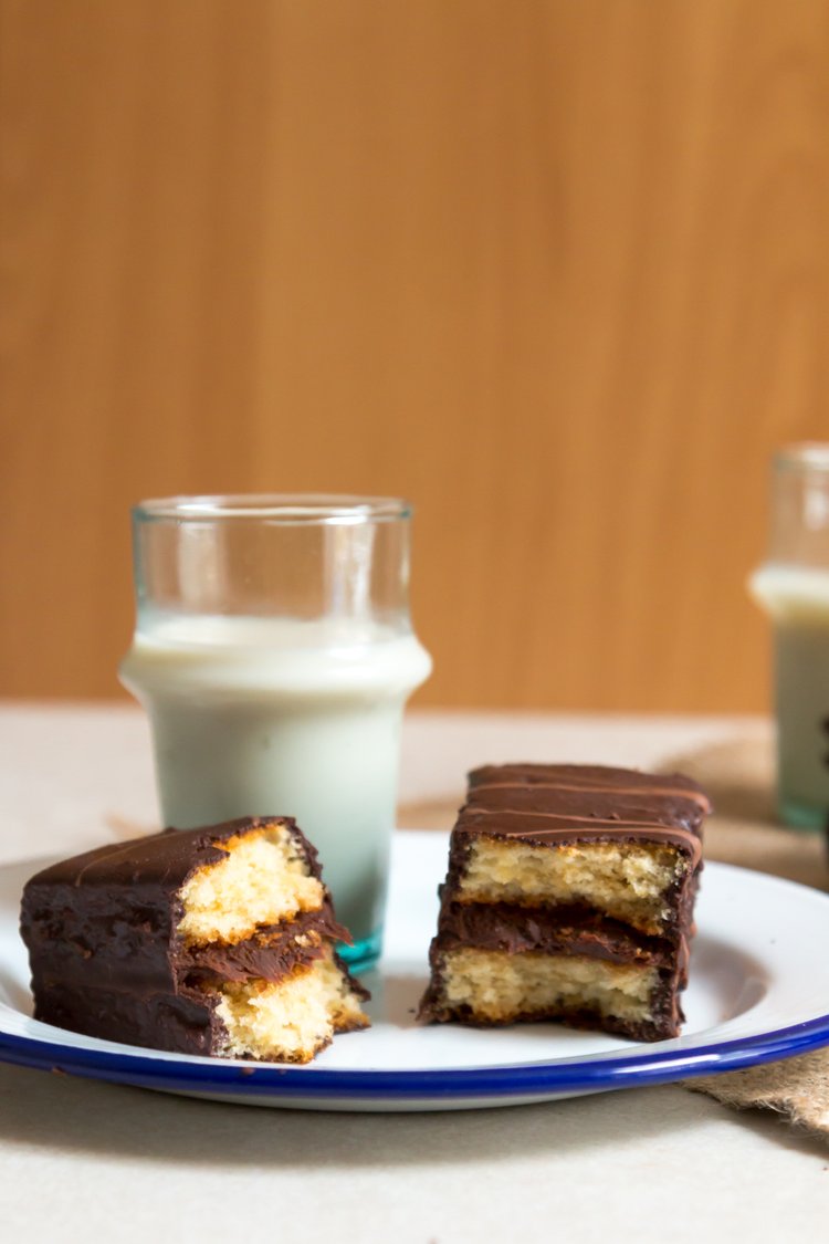 Step 4.1: Let the chocolate firm up, about 2 hours at room temperature or 40 minutes in the fridge
