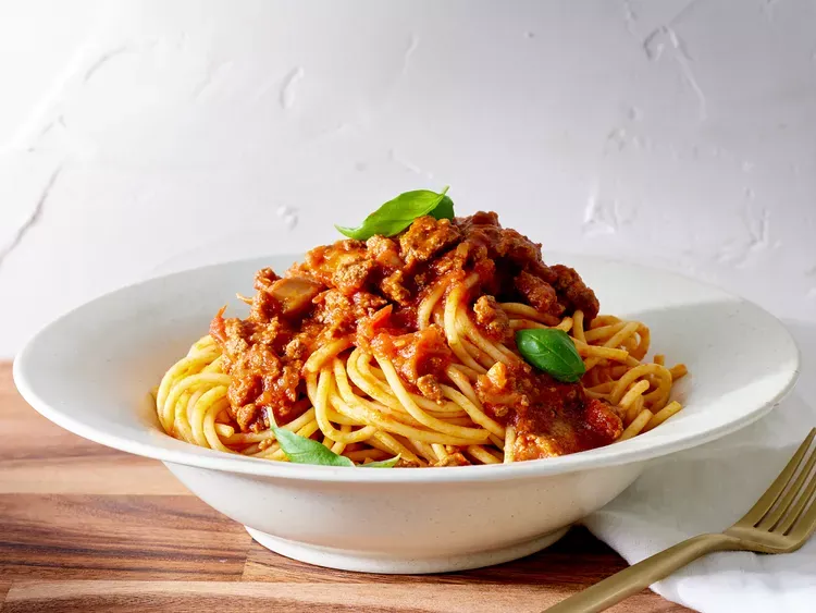 Spaghetti with Tomato Sauce recipe