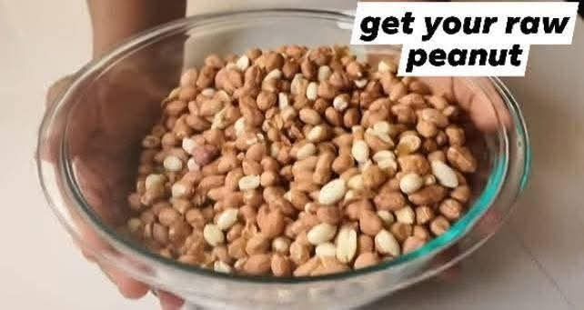Step 1.2: Wash the raw peanuts thoroughly with clean water until they are clean