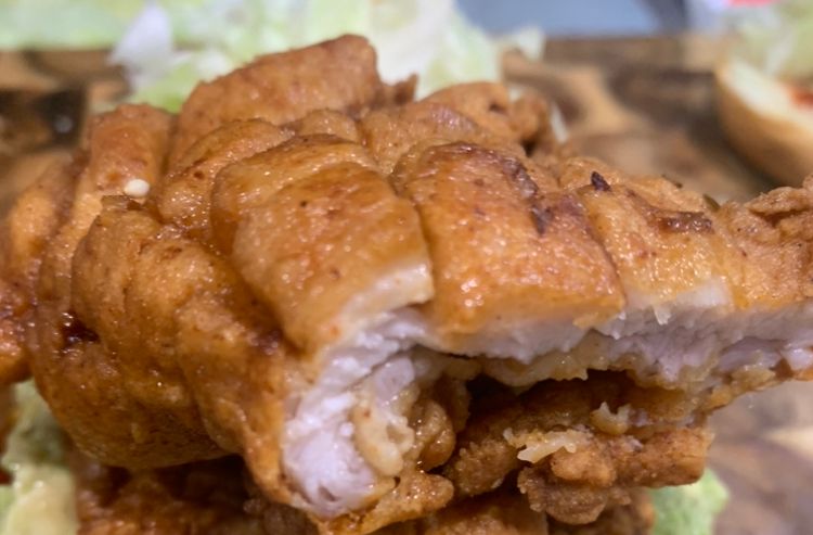 Step 3.1: To check if the chicken is tender from the inside, cut it into the thickest part of the chicken