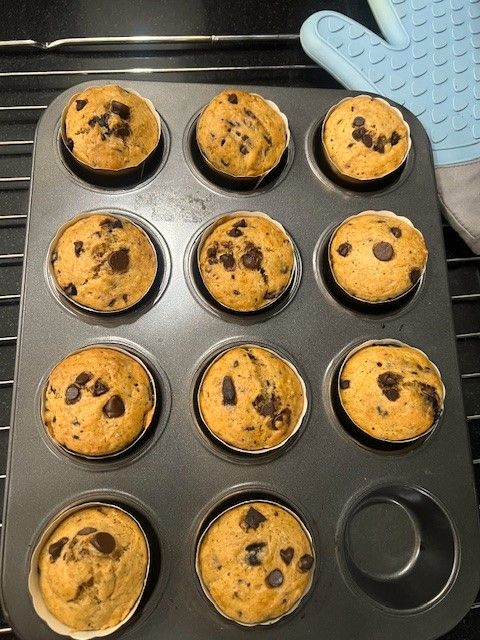 Step 7.1: Let them cool in the pan for 5 minutes before transferring to a wire rack