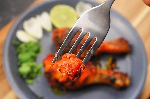 Step 1.2: Squeeze some lemon juice over the chicken and serve hot with lemon wedges, onions, and your favorite drink