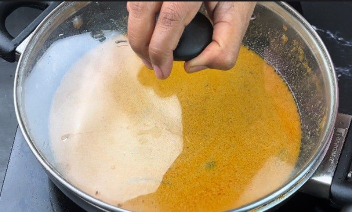 Step 2.1: Cover and boil for 10 minutes or until oil starts to float
