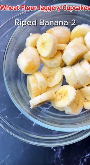 Step 1.3: In a large mixing bowl, add ripe banana slices and beat well with an electric blender or whisker