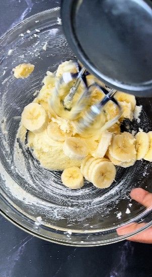 Step 1.2: Add the banana and beat again until smooth