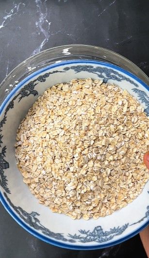 Step 1.1: Add oats, maida, baking soda, cinnamon powder, salt, and [vanilla extract](https://amzn