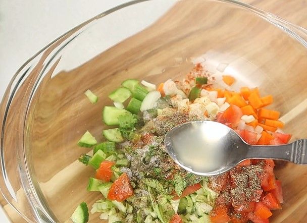 Step 1.8: Add chili, coriander leaves, Mint leaves, pepper, [chaat masala](https://amzn
