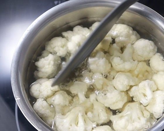Step 1.2: Add cauliflower florets and boil for 3-5 minutes until tender but not mushy