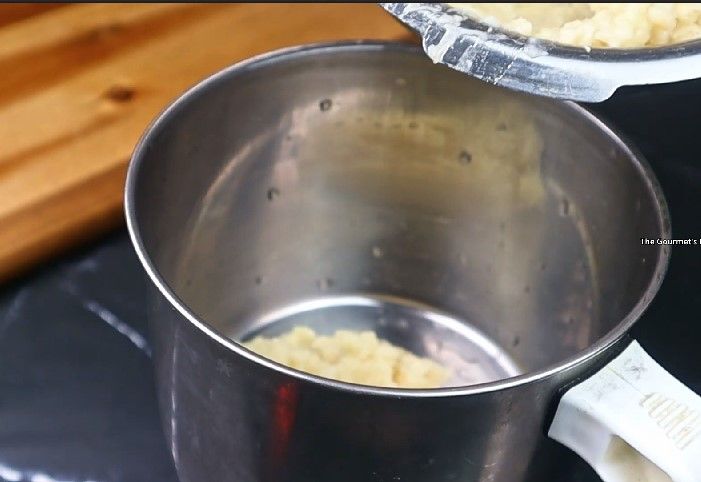 Step 1.2: Mash the urad dal to create a smooth paste