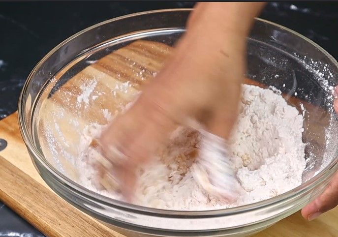 Step 2.1: Be careful, as the oil is hot to the touch