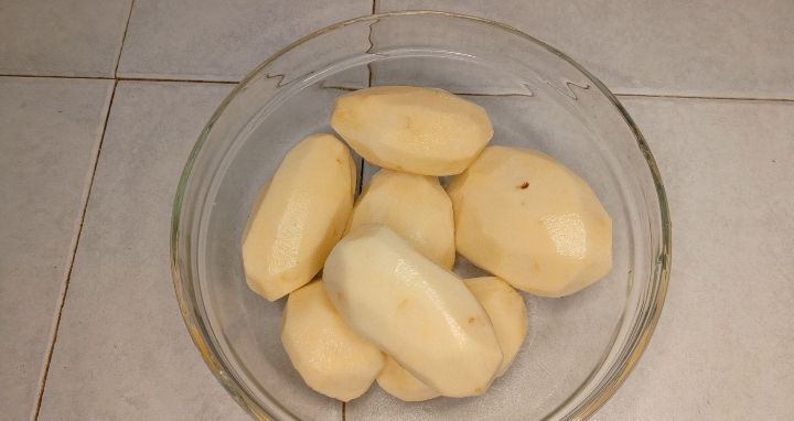 Step 1.1: In a large bowl peel your potatoes and make sure to wash them with clean water