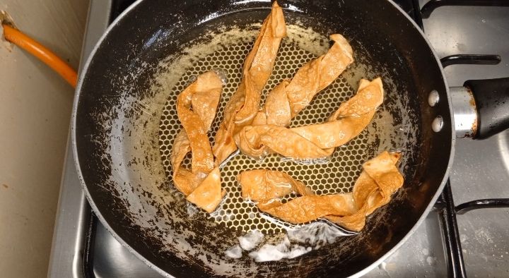 Step 1.4: Once done deep fry them for ever 3-5 mins under medium heat