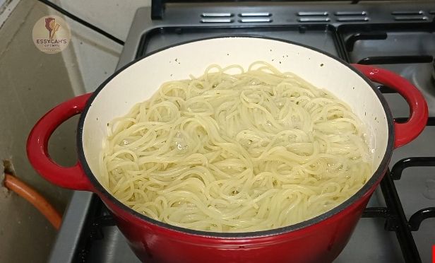 Step 2.1: Drain the spaghetti