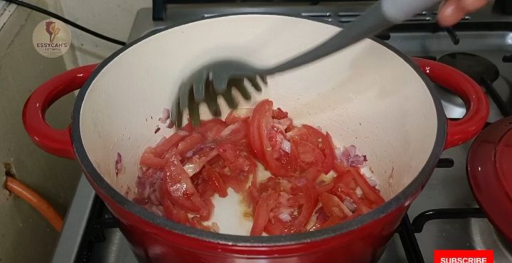 Step 3.1: Add the diced tomatoes, curry powder, royco beef cube and salt