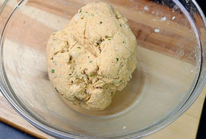 Step 2.1: Add oil and knead again until the dough is smooth