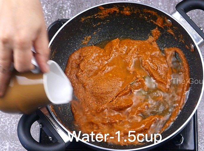 Step 4.1: Add water and adjust the consistency as desired