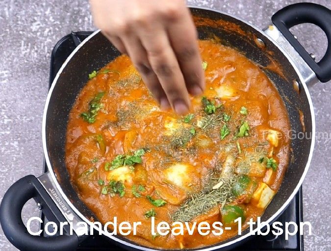 Step 4.2: Add kasuri methi and finely chopped coriander leaves