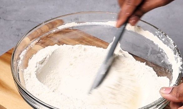 Step 1.7: In a [mixing bowl](https://amzn