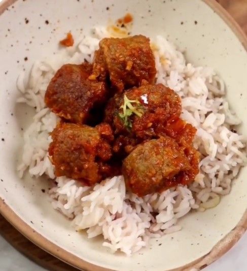 Kebabs in Spicy Gravy recipe