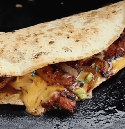 Step 3.1: Fold the tortilla or top with a second tortilla
