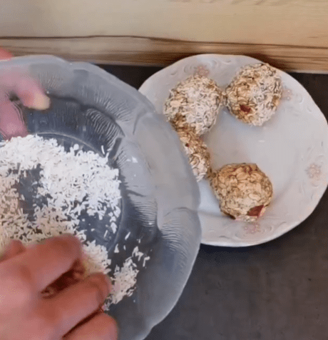 Step 1.1: Dip the balls into grated coconut for added appeal, if desired
