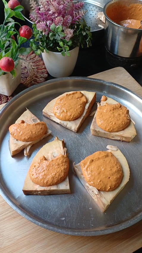 Step 1.1: Marinate the soaked jackfruit pieces with the prepared spice paste