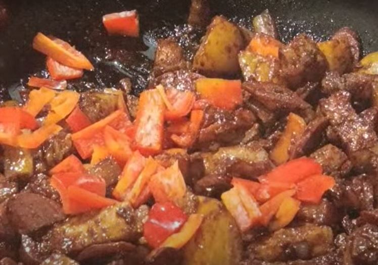 Step 1.1: Add the bell pepper and 3 cups of water