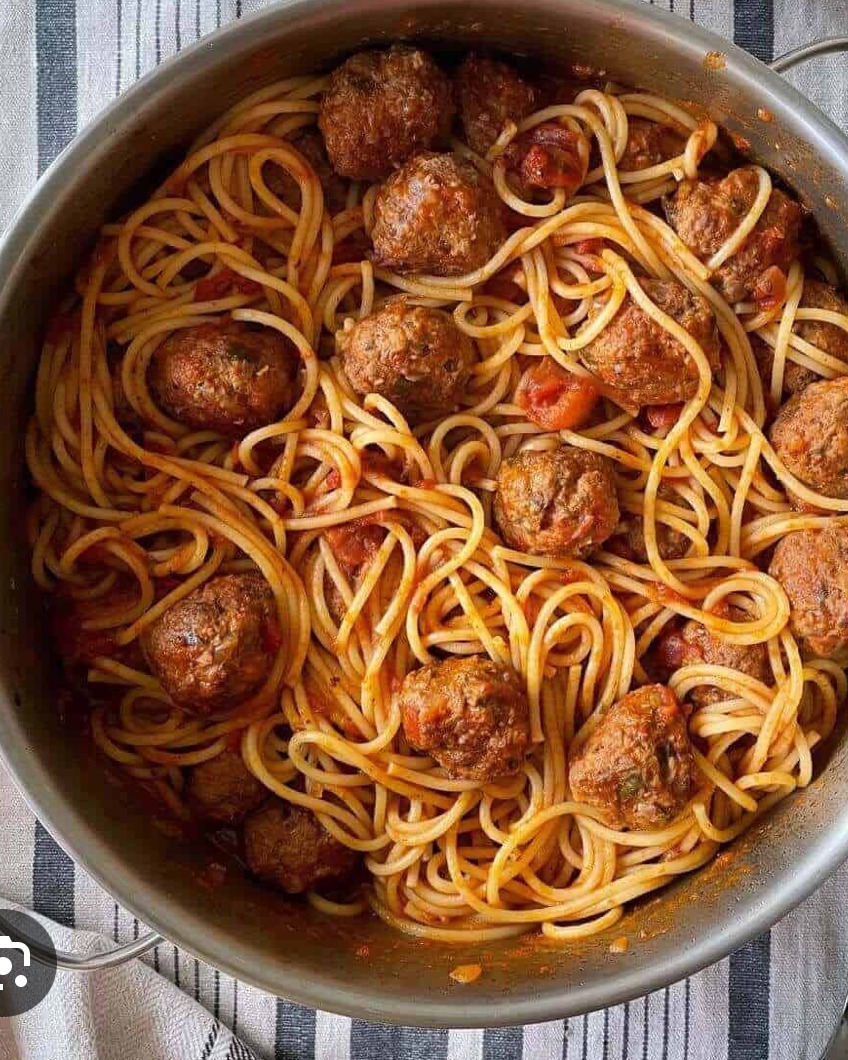Spaghetti with Meatballs recipe
