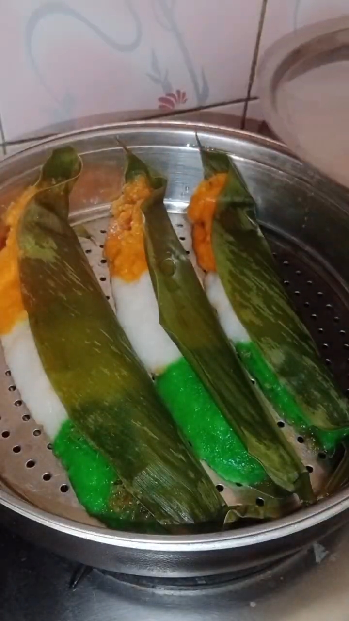 Step 3.1: Let the Patoli rest for a few minutes before serving hot