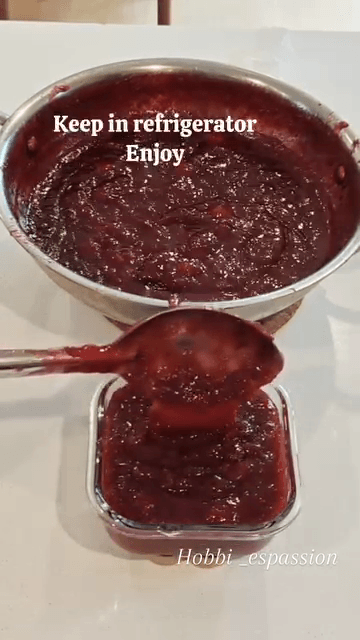 Fresh Strawberry and Rhubarb Jam recipe