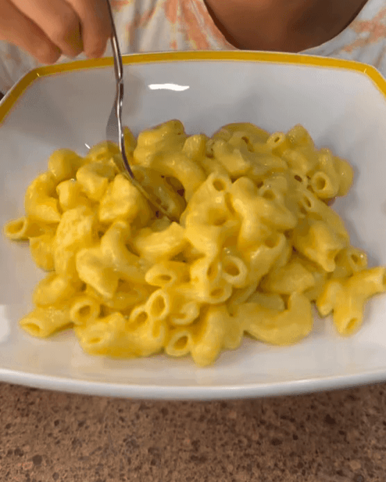 Easy Peasy Nice a Cheesy Mac’n Cheese recipe