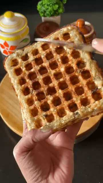 Vrat Waffle Without Oil recipe