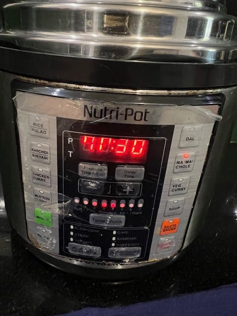 Step 1.1: Set the Instant Pot to pressure cook mode for 30 minutes