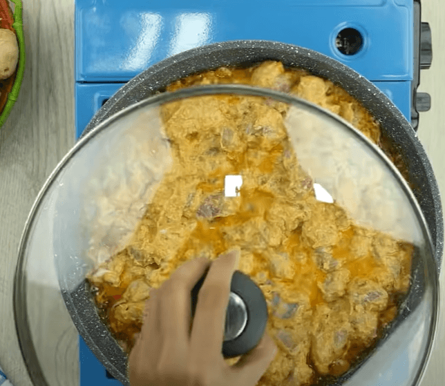 Step 1.1: In a frying pan, add cooking oil and marinated mutton