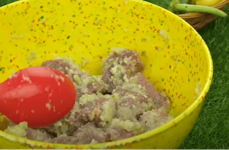 Step 1.1: In a bowl, add mutton/beef boneless cubes and the ground papaya mixture