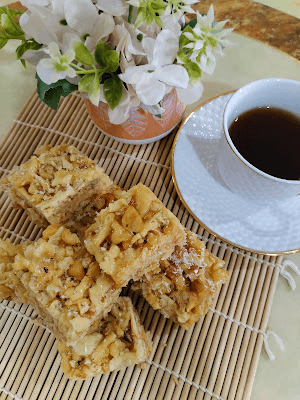 Caramelized Egg Fritters recipe