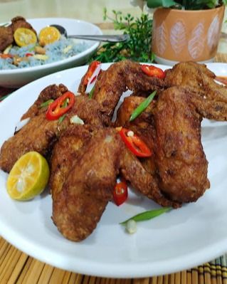 Lemongrass Fried Chicken Wings with Sambal Sauce recipe