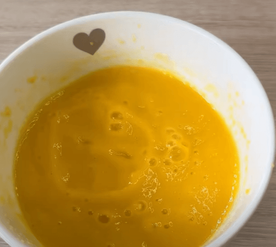 Step 1.1: In a blender, puree 200g of chopped mango with 2 tbsp of sugar until smooth