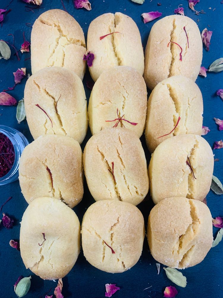 Nankhatai (Indian Shortbread Cookies) | Chefadora