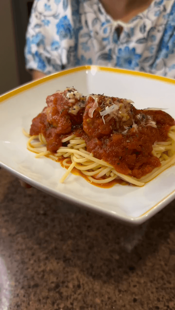 Easy and Tastiest Spaghetti and Meatballs | Chefadora