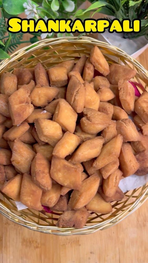 Diwali Special Shankarpali / Shakkarpara | Chefadora